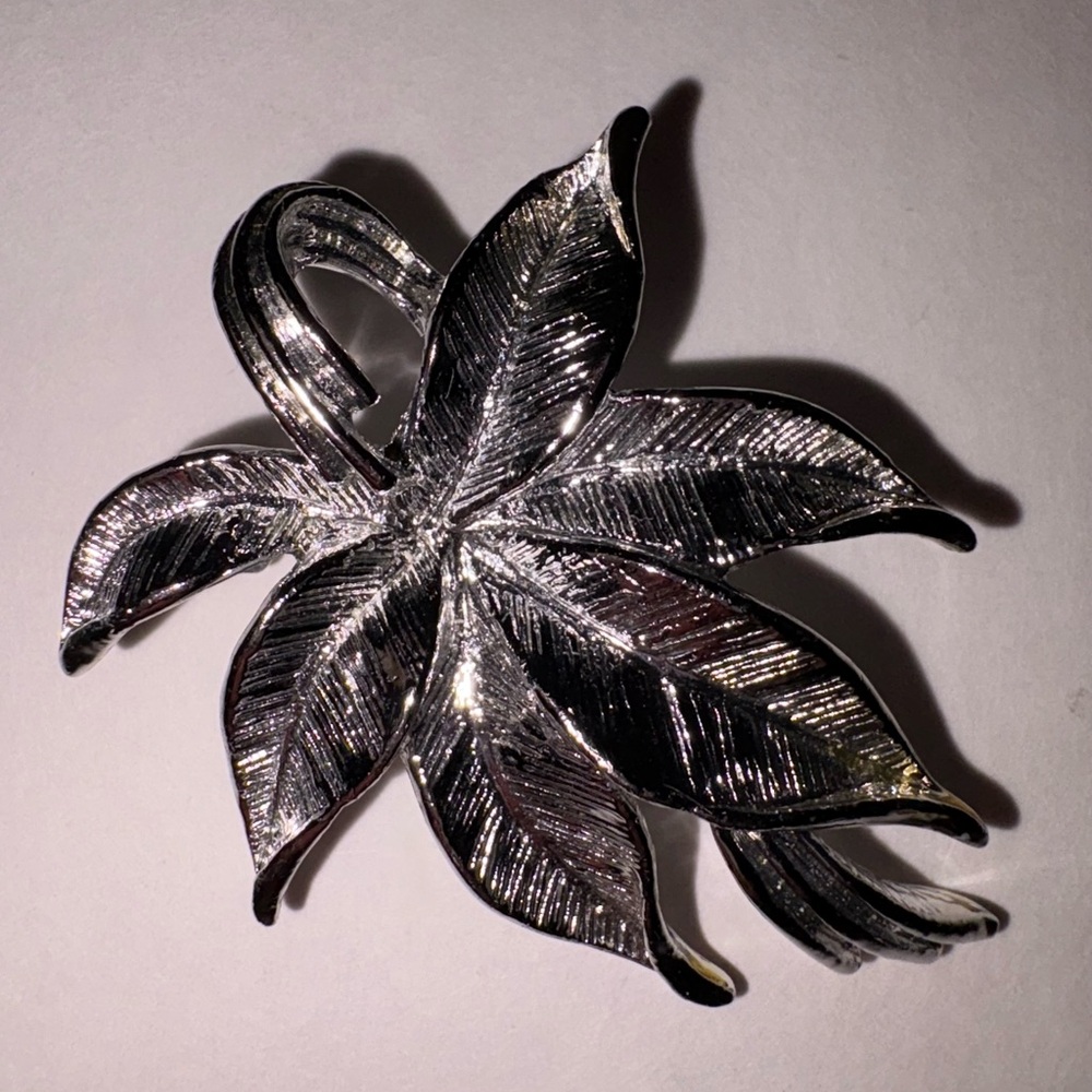 Vintage Leaf Brooch Pin by Gerry